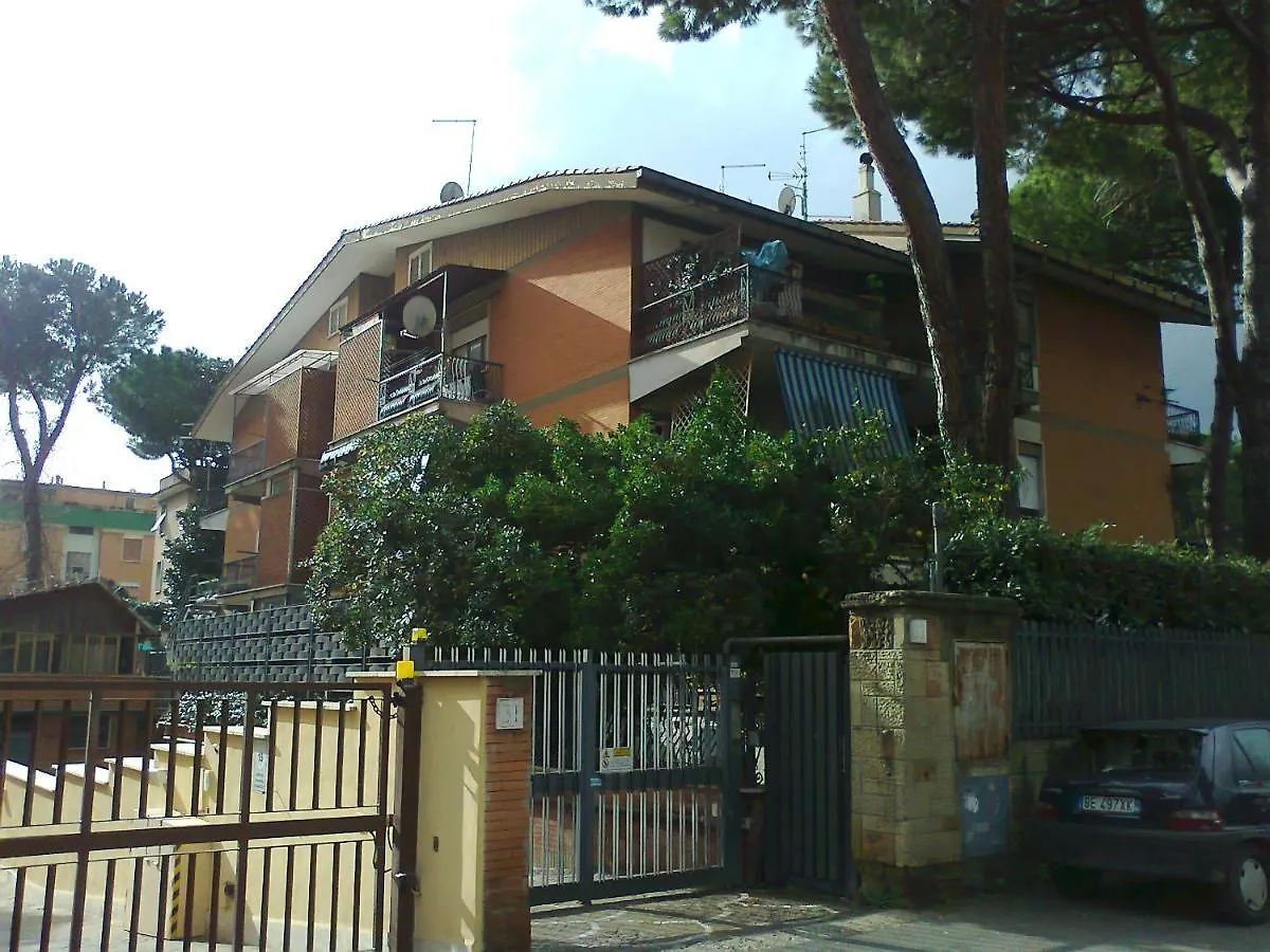 B&B Appia Felis Rome 0*,